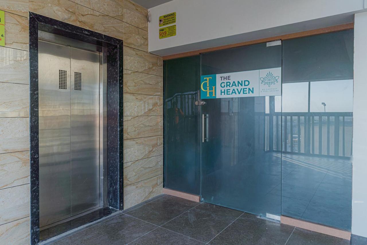 Hotel The Grand Heaven 간디나가르 외부 사진